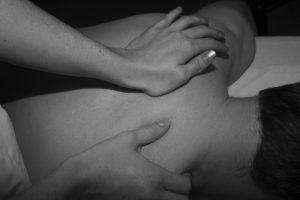 Schouder massage RSI behandeling