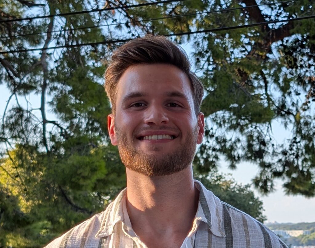 Portret van Jelde Doornweerd, mede-eigenaar en fysiotherapeut bij Fysiothrain in Amsterdam.